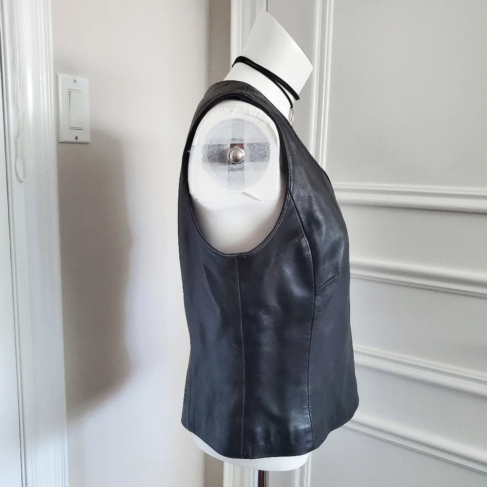 90's DANIER Soft Leather Sleeveless V Neck Vest - Picture 4 of 15